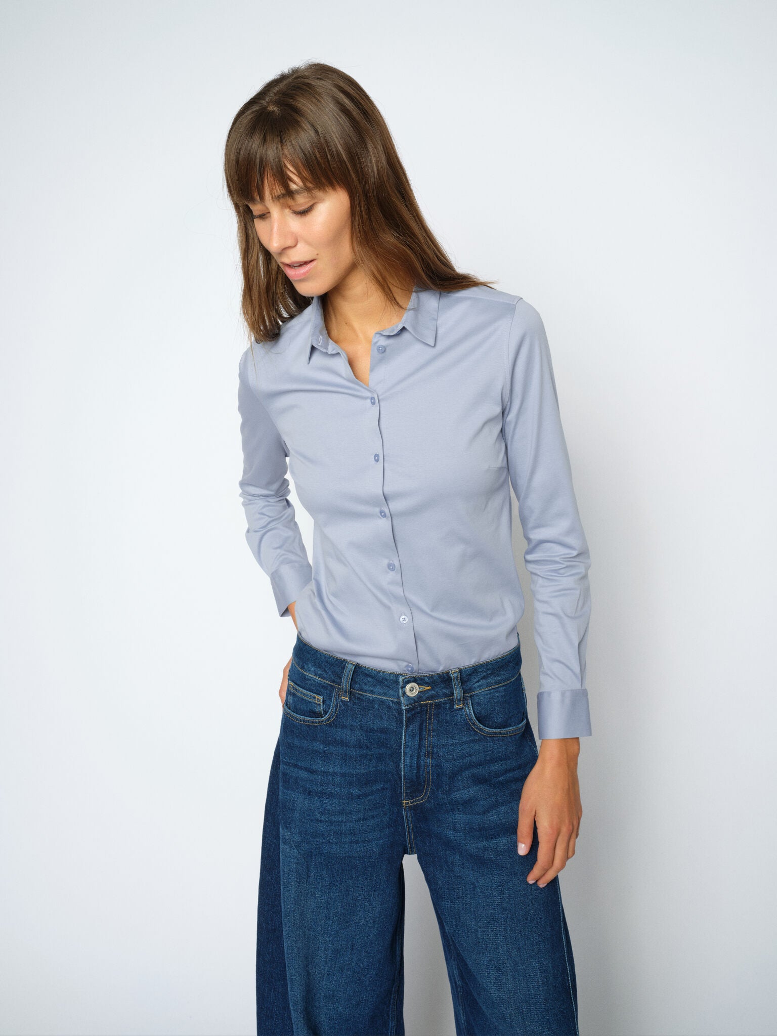 Modelshot / Light Blue / Detail